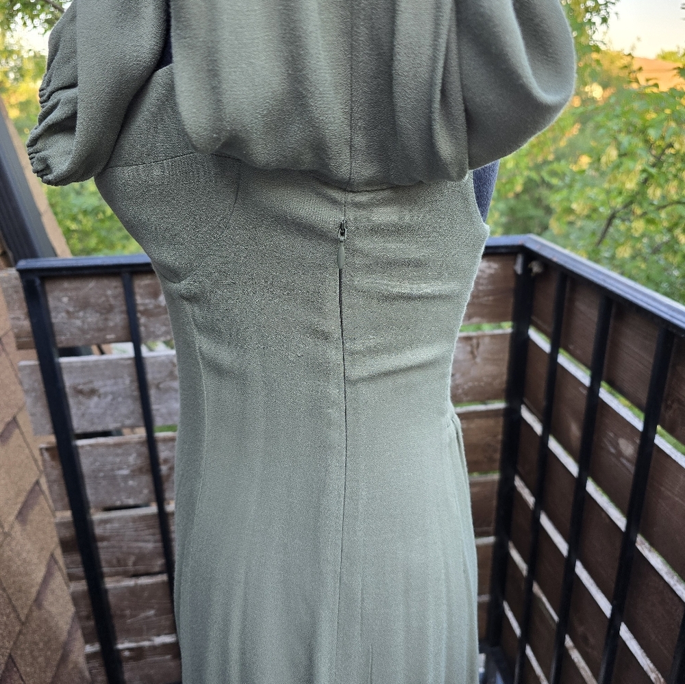 Aritzia Wilfred Novella Elegant Sage Long-Sleeve Dress - Picture 11 of 13